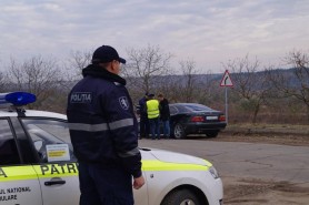 Doi ofițeri ai Serviciului de Patrulare Hîncești, trimiși pe banca acuzaților pentru acte de corupție